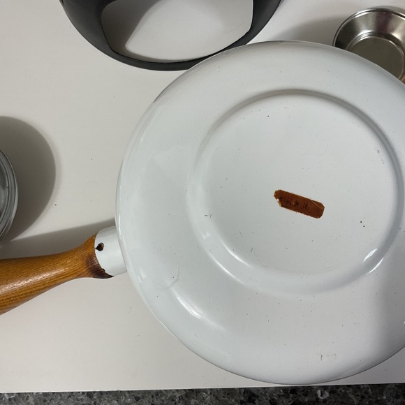 VTG Fondue Pot with Stand, White Enamel Pot MCM Black Geometric Circle Squares - Picture 4 of 9